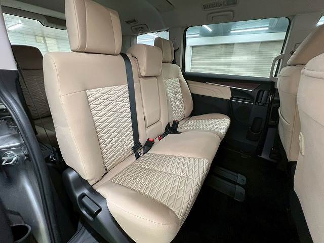 三菱&nbsp;デリカD5の画像10