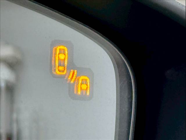 マツダ アクセラスポーツの画像6