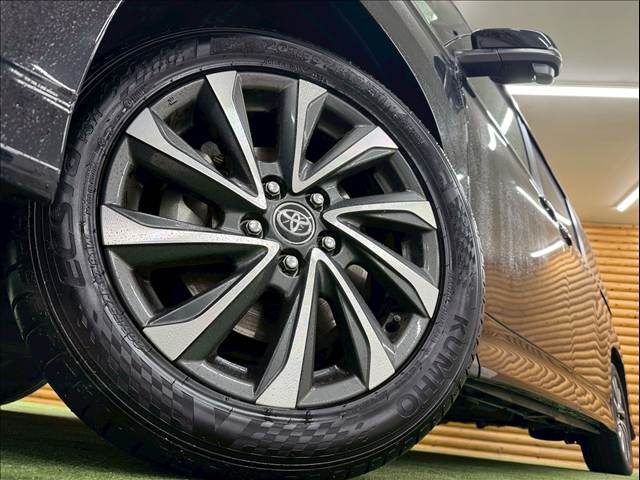 トヨタ&nbsp;ヴォクシーハイブリッドの画像12