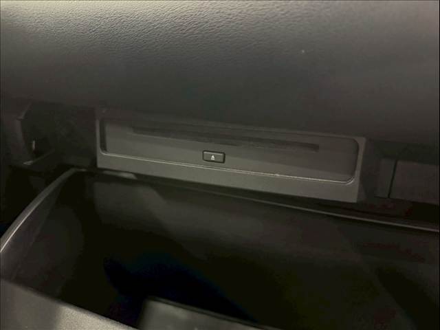 トヨタ&nbsp;ヴォクシーハイブリッドの画像14