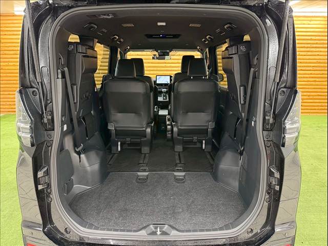 トヨタ&nbsp;ヴォクシーハイブリッドの画像20