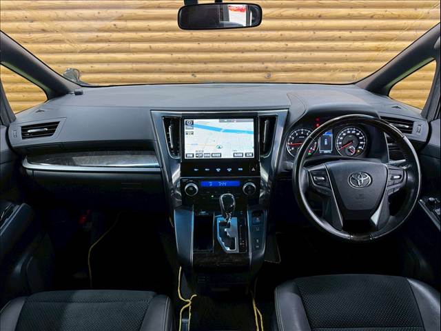 ヴェルファイアZ Aエディション GOLDEN EYES 内装他