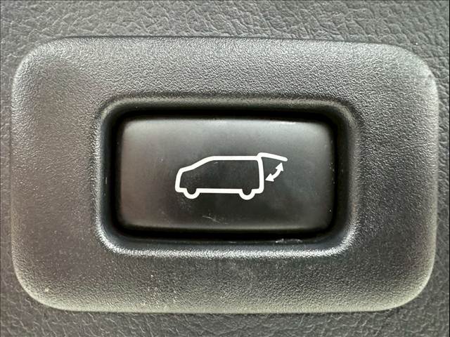 トヨタ&nbsp;ヴェルファイアの画像8