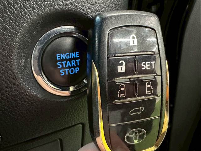 トヨタ&nbsp;ヴェルファイアの画像14