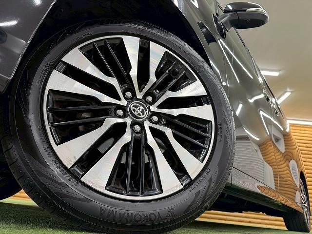 トヨタ アルファードの画像11