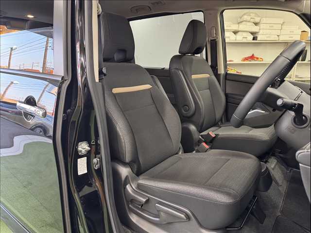 日産&nbsp;セレナの画像9