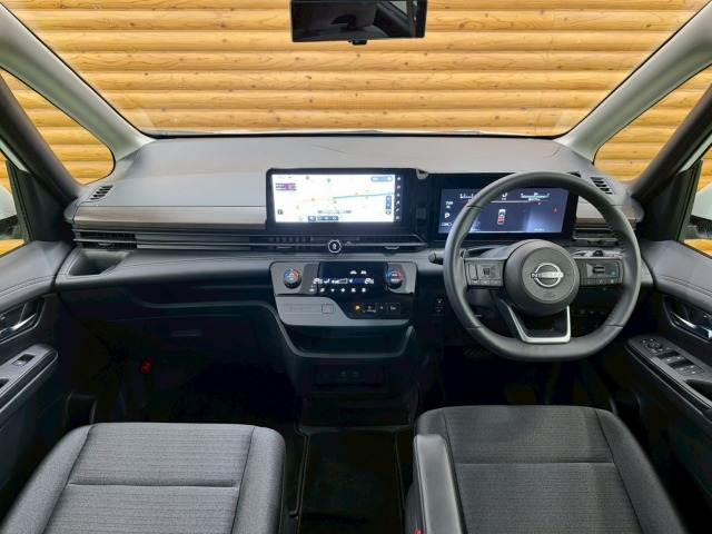 セレナハイウェイスターV 内装他