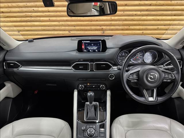 CX-5XD L Package 内装他