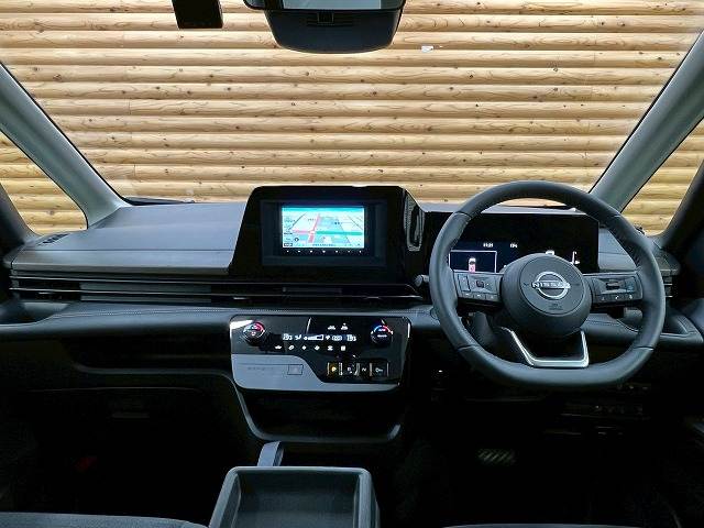 セレナハイウェイスターV 内装他