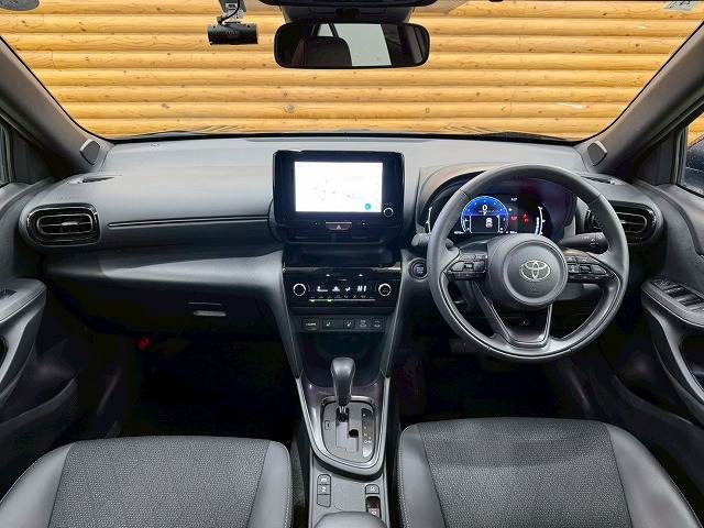 ヤリスクロスZ 内装他