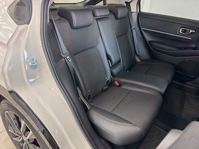 ホンダ&nbsp;ヴェゼルハイブリッドの画像9