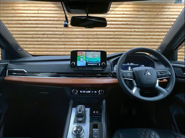 三菱&nbsp;アウトランダーPHEVの画像3