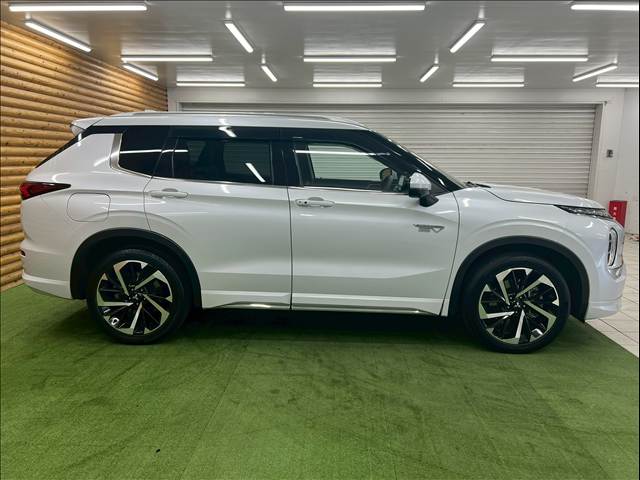 三菱&nbsp;アウトランダーPHEVの画像18