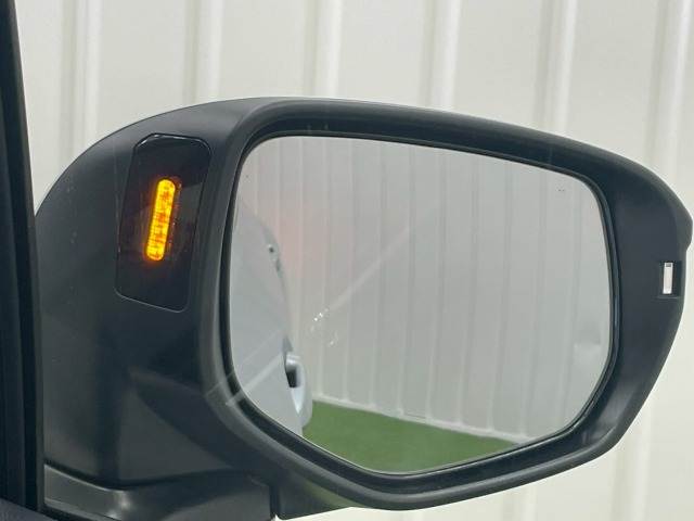 スバル&nbsp;レヴォーグの画像6