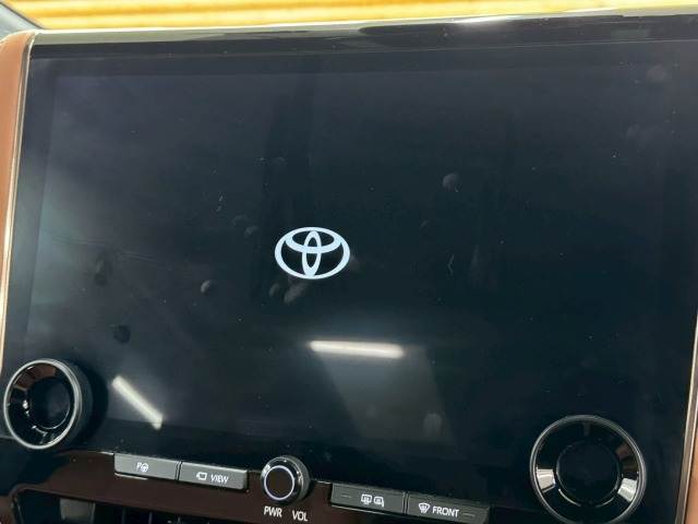 トヨタ&nbsp;ヴェルファイアハイブリッドの画像4