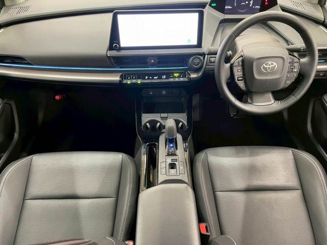 トヨタ&nbsp;プリウスの画像3