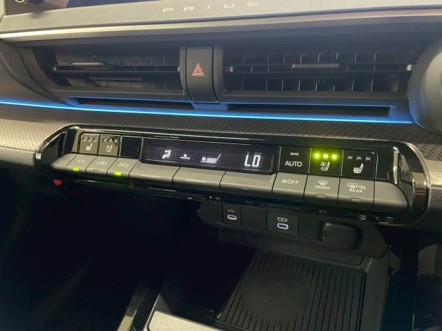 トヨタ&nbsp;プリウスの画像13