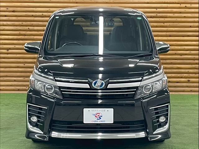 トヨタ ヴォクシーハイブリッドの画像15