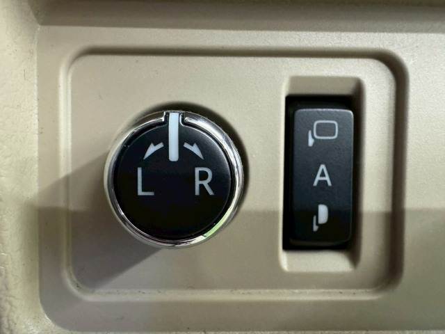 トヨタ ランドクルーザープラドの画像8