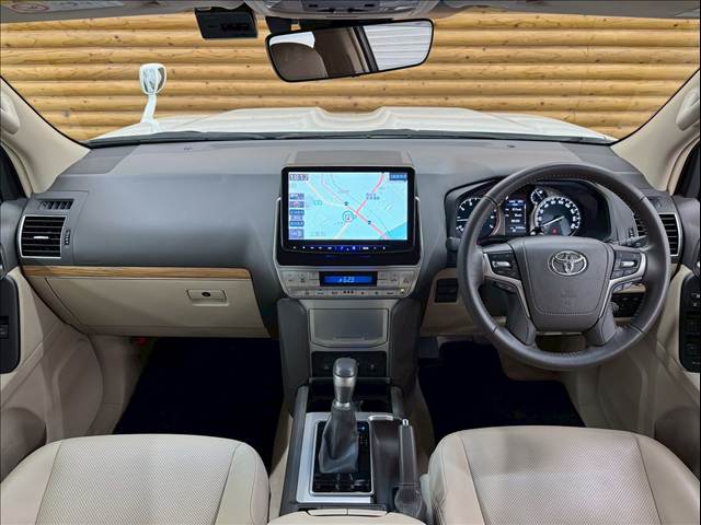 トヨタ&nbsp;ランドクルーザープラドの画像3