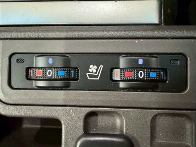 トヨタ&nbsp;ランドクルーザープラドの画像7