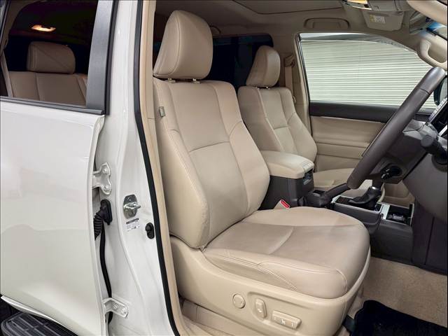 トヨタ&nbsp;ランドクルーザープラドの画像8