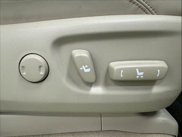 トヨタ&nbsp;ランドクルーザープラドの画像12