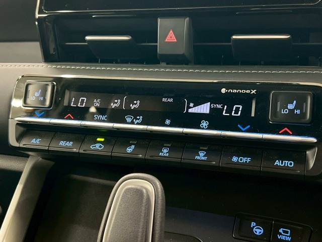 トヨタ&nbsp;ノアハイブリッドの画像14