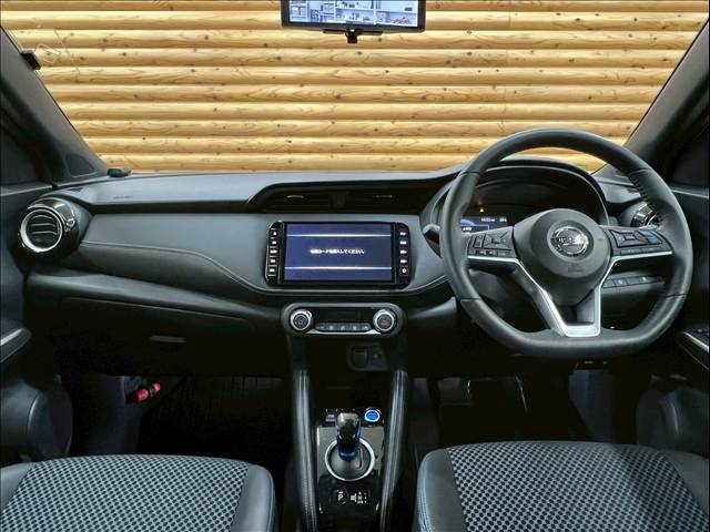 キックスX 内装他