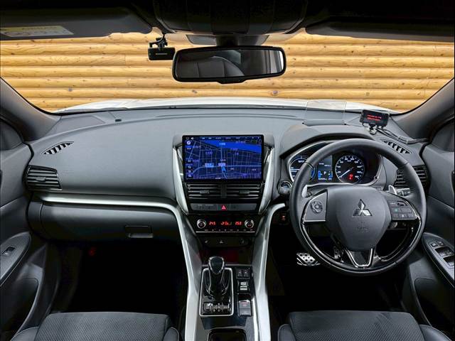 三菱&nbsp;エクリプスクロスPHEVの画像3