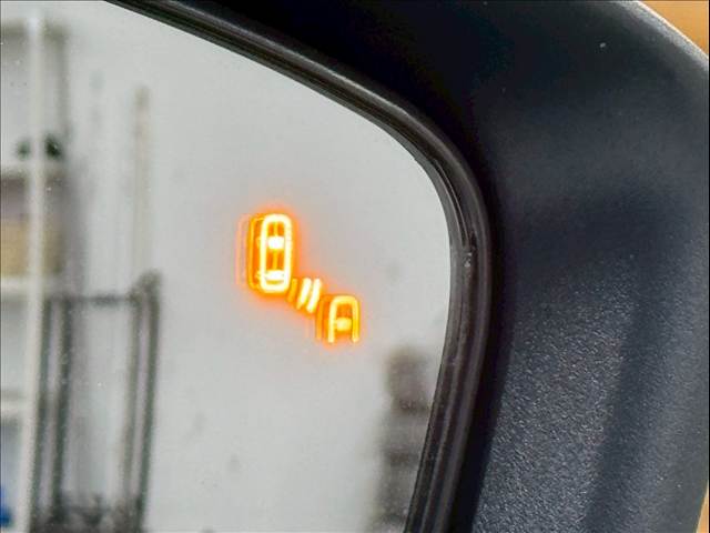 三菱&nbsp;エクリプスクロスPHEVの画像6