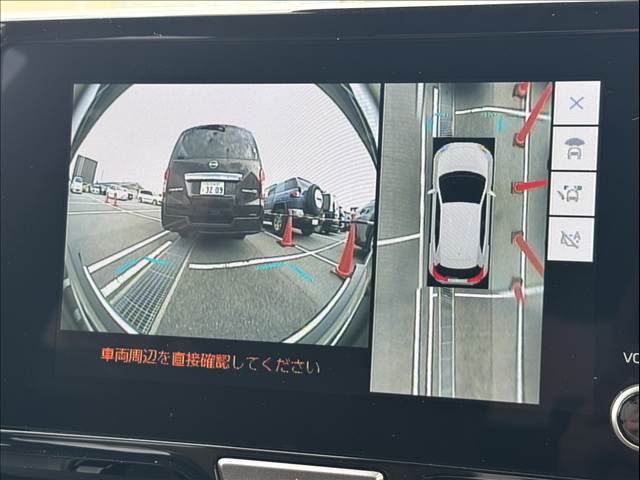 ヤリスクロスZ“Adventure” 内装他