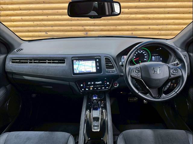 ヴェゼルハイブリッド□HYBRID RS Honda SENSING 内装他