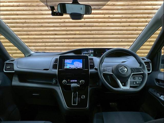 日産&nbsp;セレナの画像3