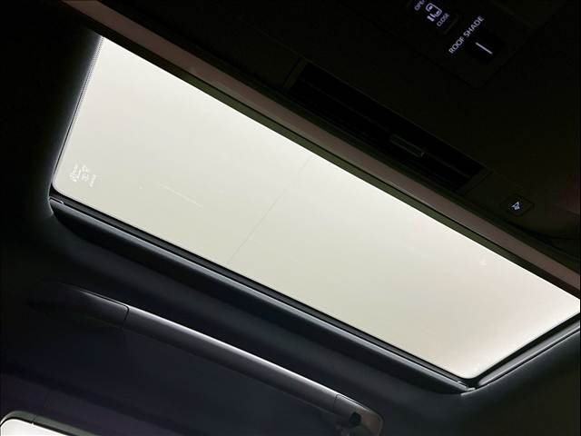 トヨタ ヴェルファイアハイブリッドの画像10