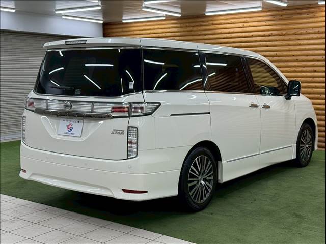 日産&nbsp;エルグランドの画像17