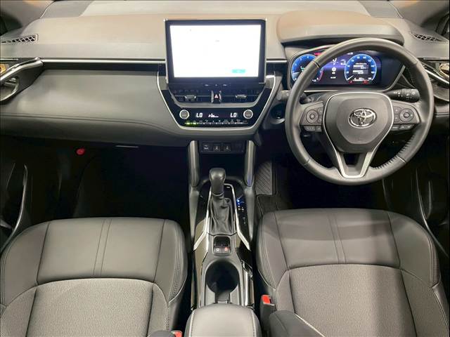 カローラクロスZ AppleCarPlay/10.5型ナビ/電動リアゲート/パワーシート/バックカメラ/コーナーセンサー/レーダークルーズコントロール/シートヒーター/電動パーキングブレーキ/ブレーキホールド/ETC 内装他