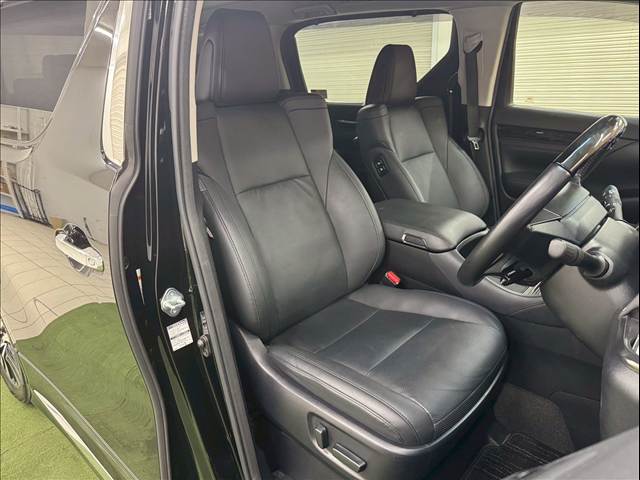 アルファードS“C パッケージ” モデリスタエアロ/AppleCarPlay/電動リアゲート/純正ナビ/レーダークルーズコントロール/デジタルインナーミラー/シートヒーター/シートクーラー/BSM/衝突軽減ブレーキ/レーンキープ 内装他