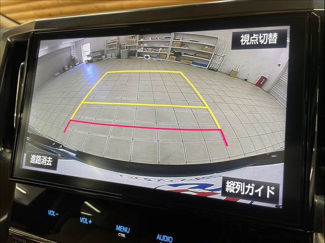ヴェルファイアハイブリッドX 純正10型ナビ/両側電動/コーナーセンサー/7人乗り/レーダークルーズコントロール/衝突軽減ブレーキ/レーンキープ/後席オートエアコン/オートマチックハイビーム/フォグライト/LEDヘッドライト 内装他