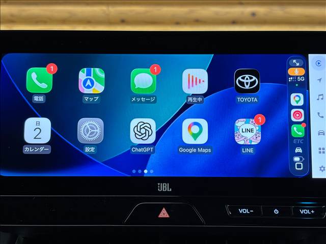 ハリアーZ 後期/AppleCarPlay/全周囲カメラ/HUD/デジタルミラ/電動リアゲート/パワーシート/ブラインドスポットモニター/レーダークルーズコントロール/JBLサウンド/スマートキー 内装他