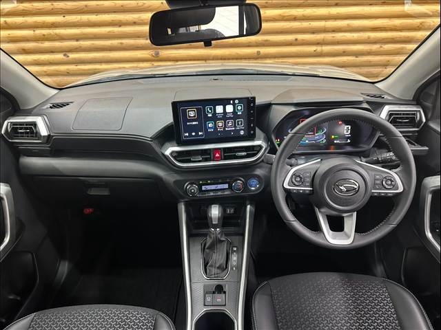 ロッキープレミアムG HEV AppleCarPlay/全方位カメラ/シートヒーター/クリアランスソナー/レーダークルーズコントロール/スマートキー/プッシュスタート/衝突軽減/フルセグTV/ステアリングスイッチ/オートホールド 内装他