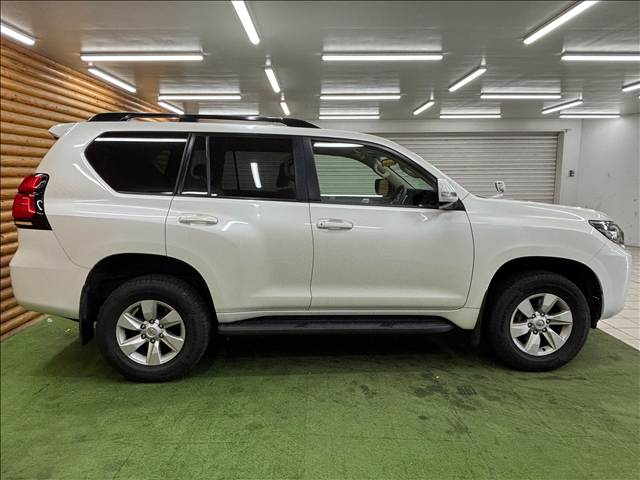 トヨタ&nbsp;ランドクルーザープラドの画像18
