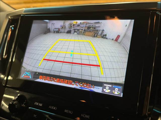 アルファードＳ　ＡｐｐｌｅＣａｒＰｌａｙ／両側電動／後席モニター／８人乗／クリアランスソナー／レーダークルーズコントロール／スマートキー／プッシュスタート／ステアリングスイッチ／バックカメラ／フルセグＴＶ 内装他