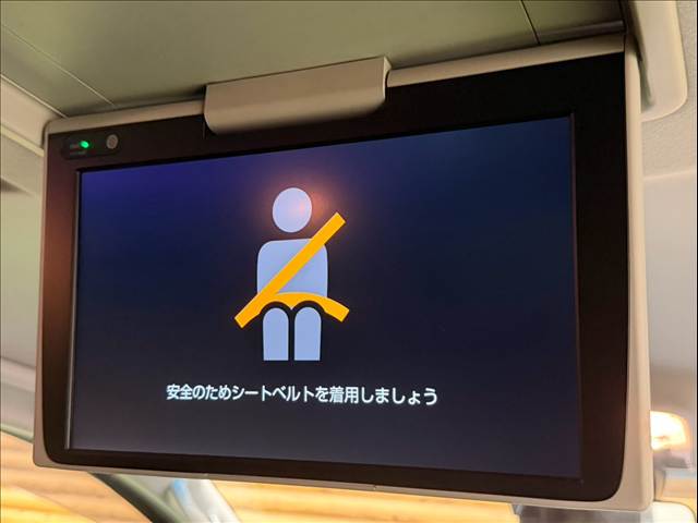 アルファードＳ　ＡｐｐｌｅＣａｒＰｌａｙ／両側電動／後席モニター／８人乗／クリアランスソナー／レーダークルーズコントロール／スマートキー／プッシュスタート／ステアリングスイッチ／バックカメラ／フルセグＴＶ 内装他