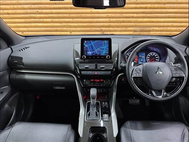 三菱エクリプスクロスブラックエディション AppleCarPlay/全方位カメラ/シートヒーター/ブラインドスポットモニター/ステアリングヒーター/パドルシフト/ヘッドアップディスプレイ/電動リアゲート/レーダークルーズコントロール/ETC 内装他