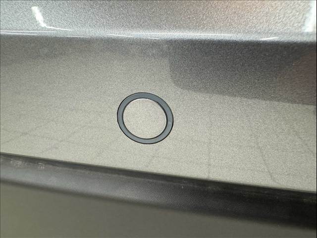 エクリプスクロスブラックエディション AppleCarPlay/全方位カメラ/シートヒーター/ブラインドスポットモニター/ステアリングヒーター/パドルシフト/ヘッドアップディスプレイ/電動リアゲート/レーダークルーズコントロール/ETC 内装他