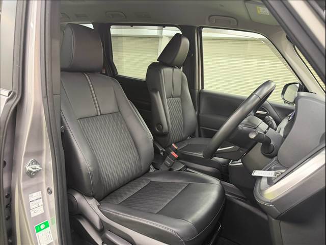 トヨタ&nbsp;ノアハイブリッドの画像10
