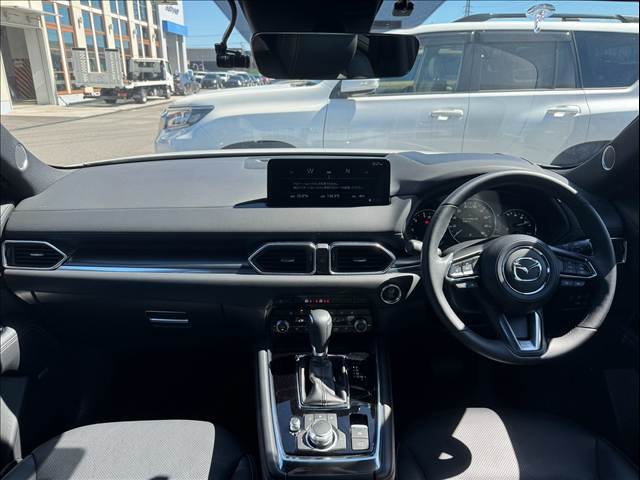 マツダCX-8XD スポーツアピアランス AppleCarPlay/全方位ナビ/10型ナビ/ルーフレール/ブラインドスポットモニター/シートヒーター/ステアリングヒーター/ヘッドアップディスプレイ/後席モニター/BOSEサウンド/パワーシート 内装他