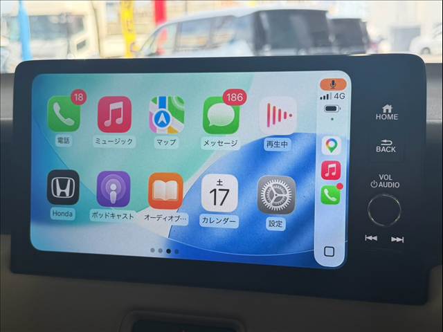 ヴェゼルハイブリッドe:HEV Z・PLaYパッケージ 登録済未使用車/AppleCarPlay/シートH/クリアランスソナー/ブラインドスポットモニター/電動リアゲート/ステアリングヒーター/フルセグTV/スマートキー/プッシュスタート/パドルシフト 内装他