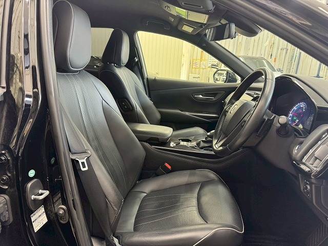 トヨタ クラウンハイブリッドの画像9